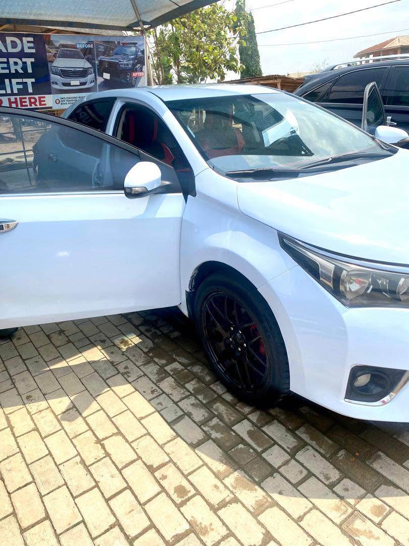 A picture of 2016 Toyota Corolla bought brand new