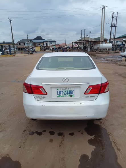 A picture of Lexus es350 2008