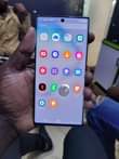 A picture of Samsung note 10 super clean