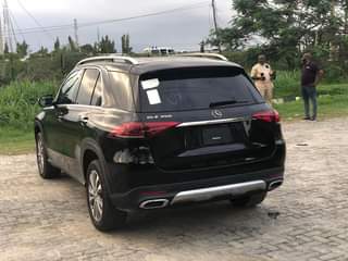 A picture of GLE350 Mercedes Benz