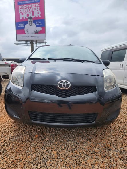 A picture of 2009 Toyota yaris