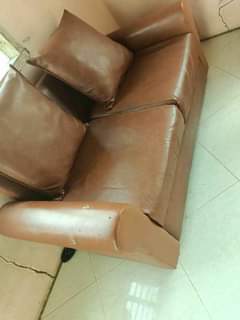 A picture of Subwoofer Sea Piano Tsh 115 000 Sofa Leather Tsh 95