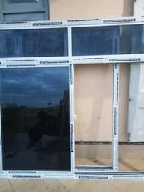 A picture of Tunatengenezaa alminium milango na madirishaa kwa bei nafuu