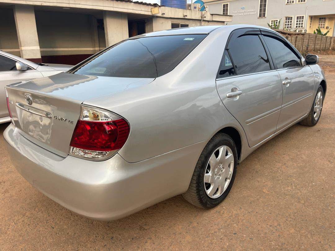 A picture of REGD 2004 Toyota Camry LE