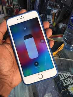A picture of Iphone 6 plus 64GB