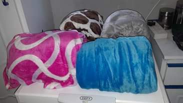 classifieds/blankets