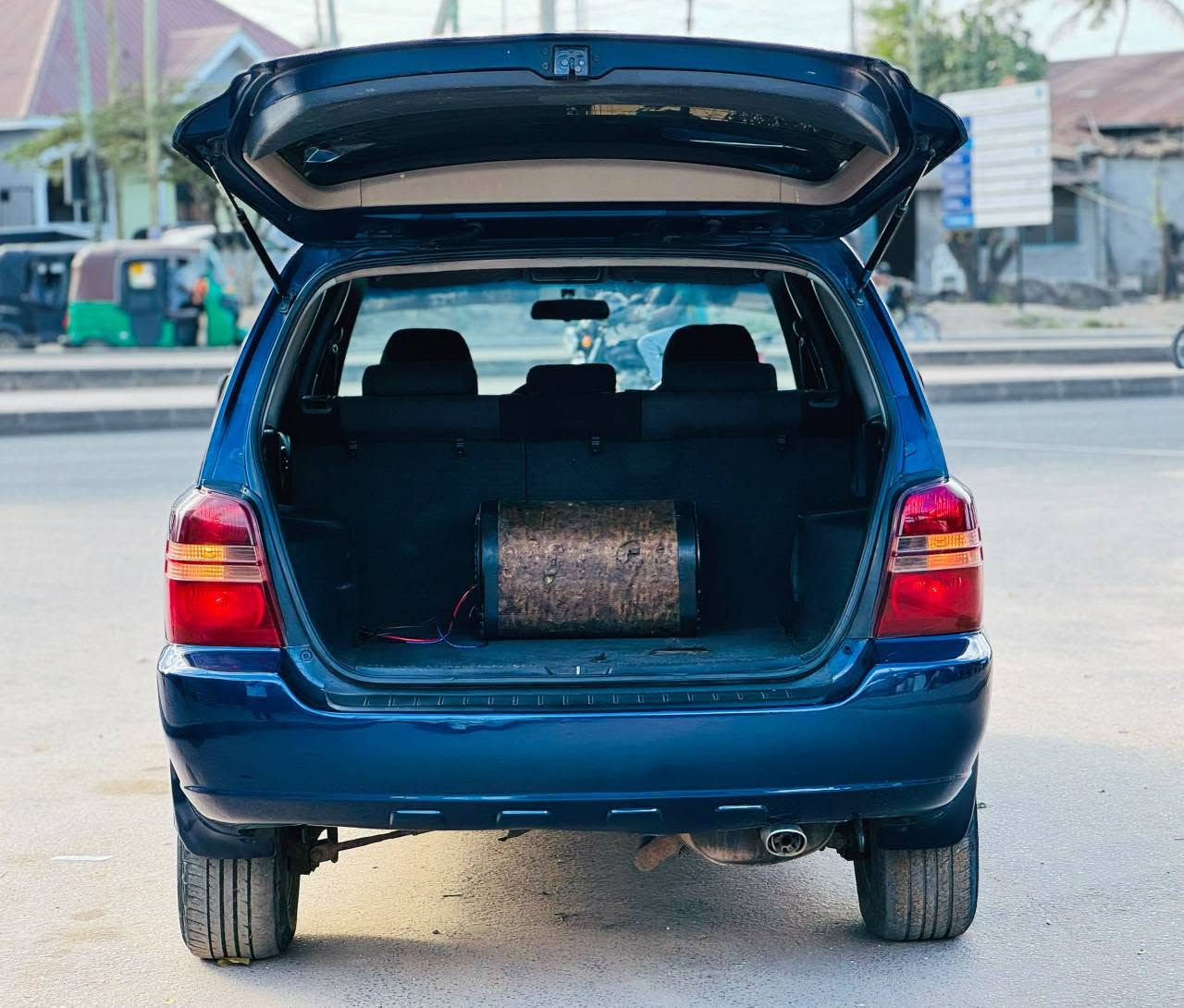 A picture of TOYOTA KLUGER