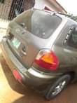 A picture of 2004 Hyundai Santa Fe SUV jeep 2 7