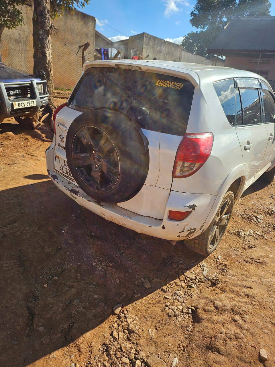 A picture of RAV4 2010