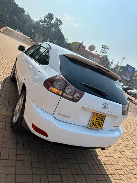 A picture of Harrier kawundo 2 4cc 27 5m 0703290353
