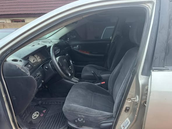 A picture of Toyota corolla sport 2004