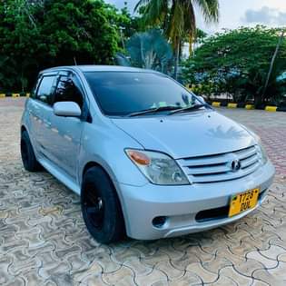 A picture of Toyota ist