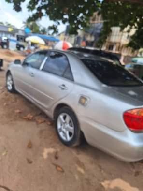 A picture of 05 Toyota Camry From direct owner No issue Buy and