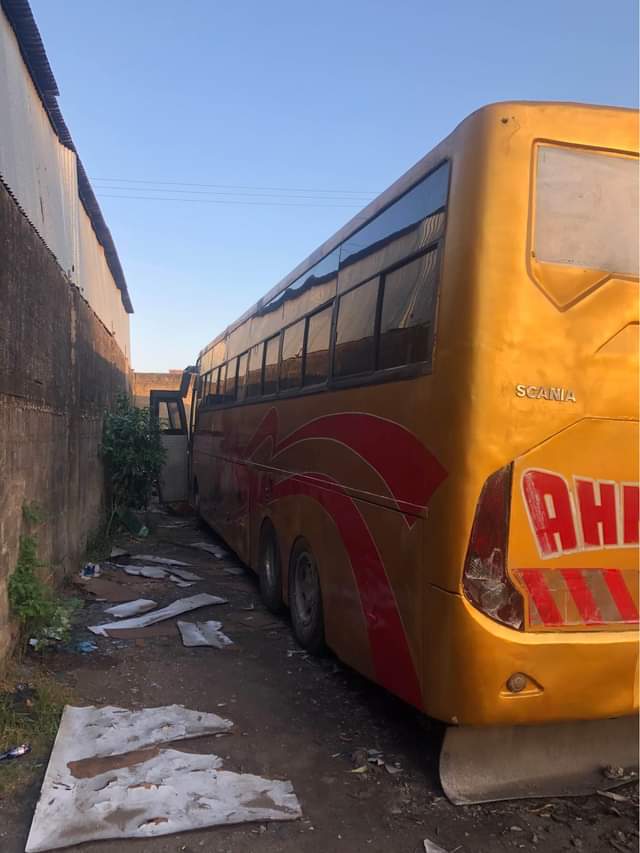 A picture of Bus