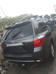 A picture of 2010 Toyota Highlander tokumbo Price 15m Location Amuwo odofin festac
