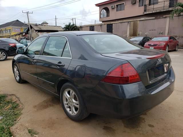 A picture of 2007 honda accord