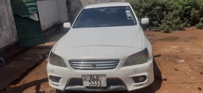used toyota altezza