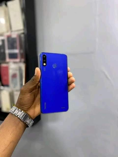 tecno spark