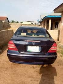 A picture of Delar price Benz going awoof 1.6m settlement is 100k location