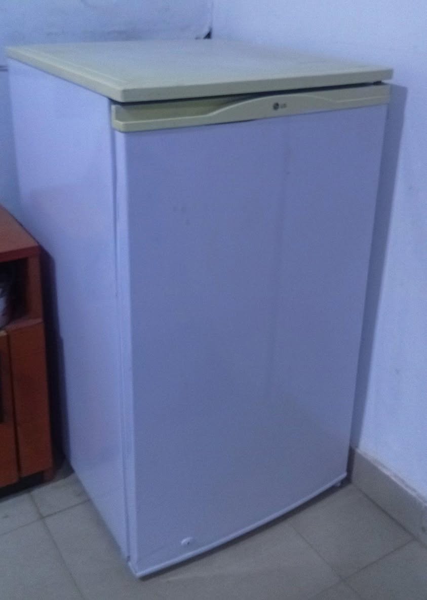 A picture of LG TABLETOP FRIDGE EXCELLENT CONDITION OGBA