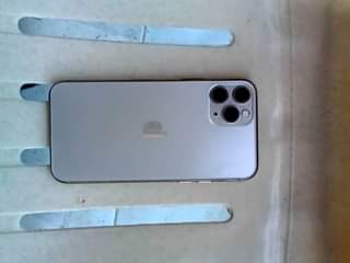 A picture of Nauza IPhone 11 Pro GB 64 sim bado mpya kabisa
