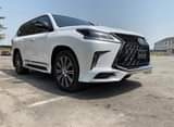 A picture of Lexus LX570 2020
