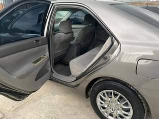 A picture of 2004 Toyota Camry