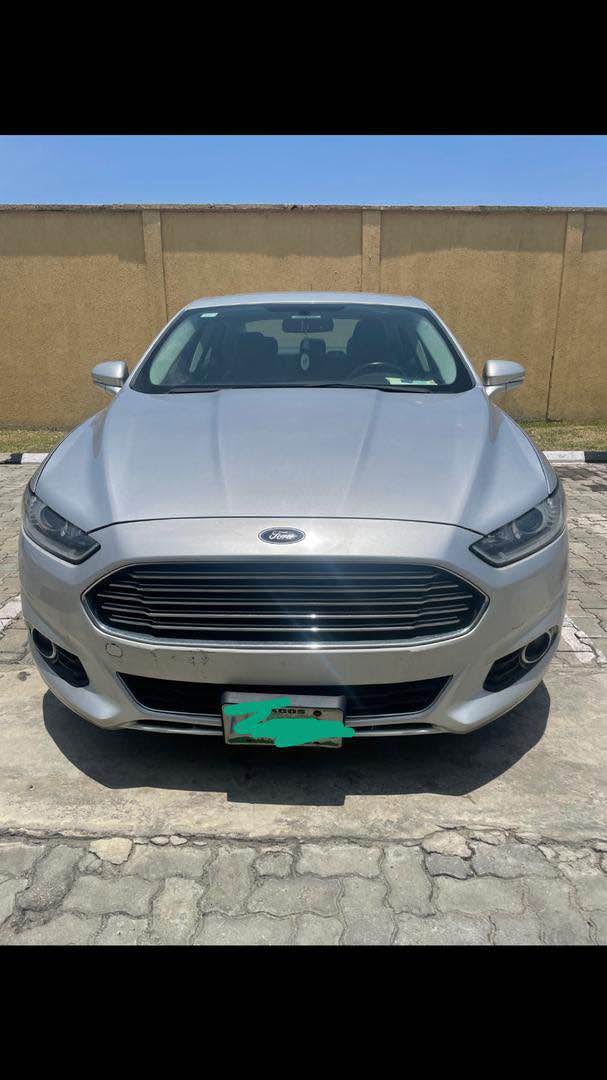A picture of Ford Fusion 2016 Pure first body Toks standard Engine Gearbox