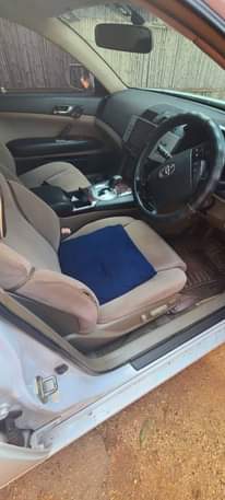 A picture of Mark x UBE..Price 15m .0751819335