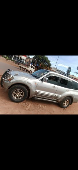 A picture of M Pajero