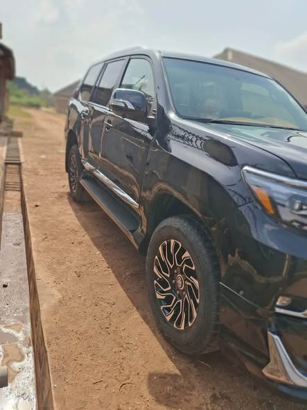 A picture of 010 GX upgraded to Land Cruiser 2024