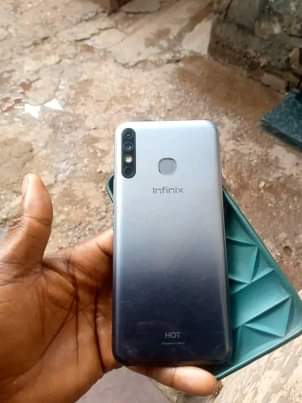 infinix hot phones