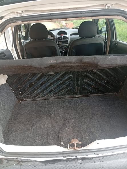 A picture of Car
