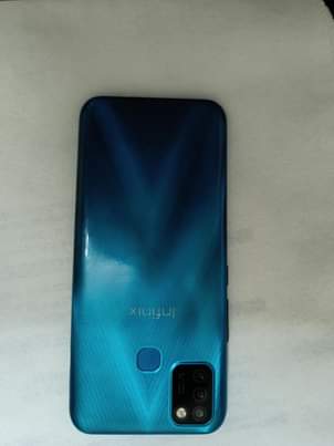 A picture of Infinix hot 10 lite Call 0766526167