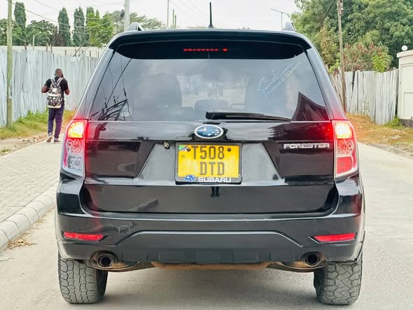 A picture of SUBARU FORESTER
