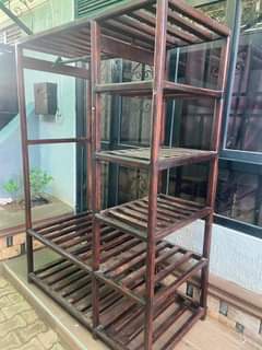 A picture of Cloth rack