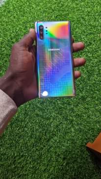A picture of Samsung galaxy Note 10 Plus GB 128