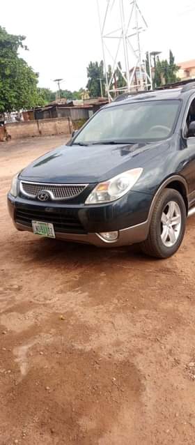 A picture of Hyundai Veracruz 08