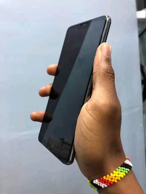 A picture of Lg G7