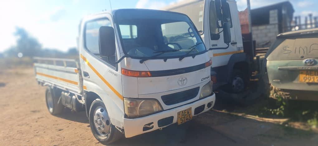 toyota dyna