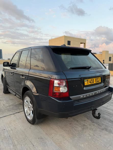 A picture of RANGER ROVER SPORT