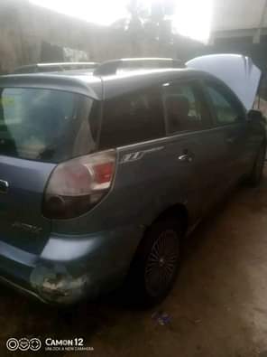 A picture of 2006 Toyota matrix buy and drive Engine perfect gear perfect