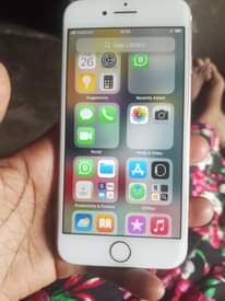 A picture of Iphone 7 plain