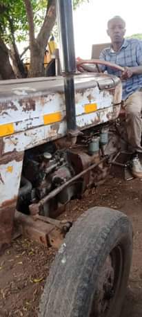 A picture of Tractor