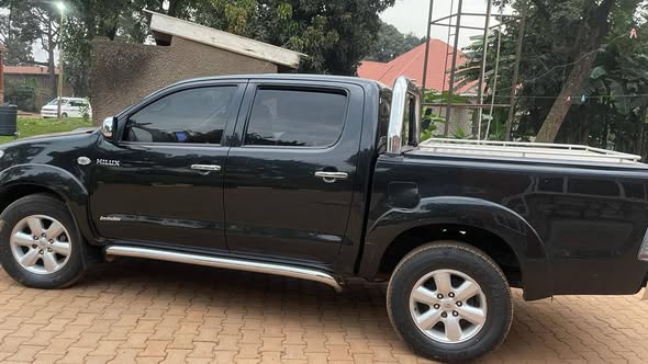 used toyota hilux