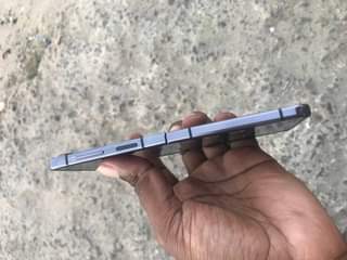 A picture of Samsung galaxy flip 5