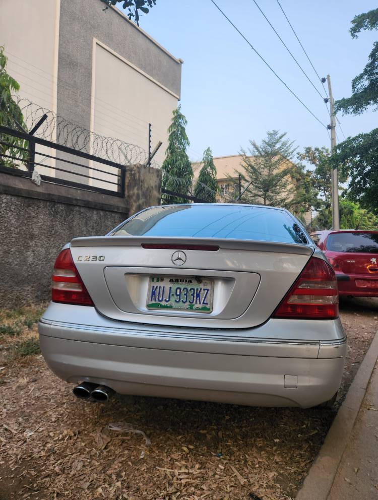 A picture of 2007 Mercedes Benz c class
