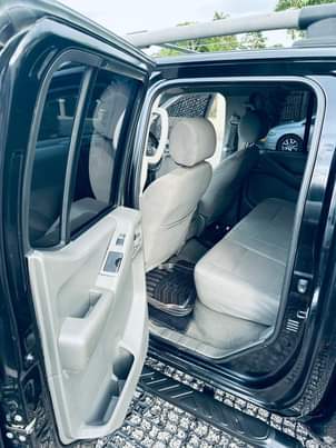 used nissan navara