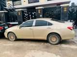 A picture of Lexus es350