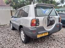 A picture of Rava 4 old model Manual Bei 3 8m Tabora 0624697746